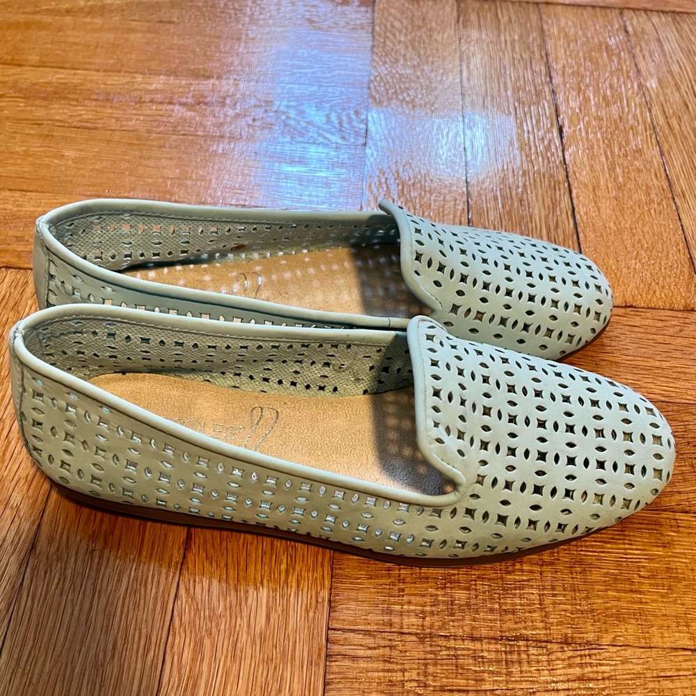 💥NEVER WORN💥 Aerosoles Flats - SZ 7